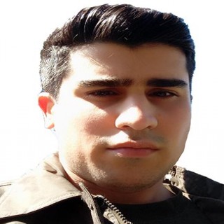 علی لشنی زند