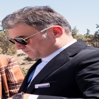 منوچهر افشانی