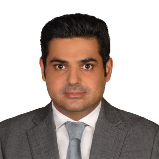 پویا سیدصالحی نائینی