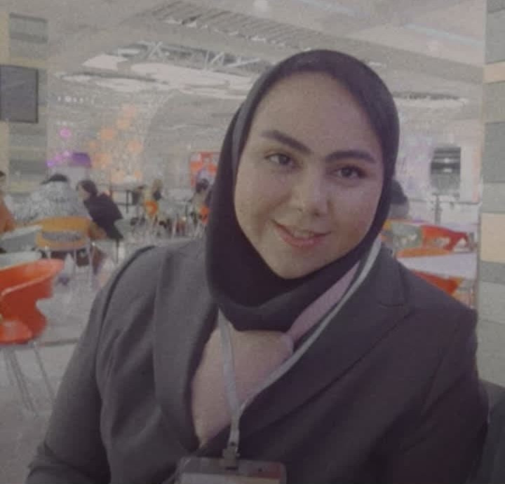 سپیده سادات مقدم آرا