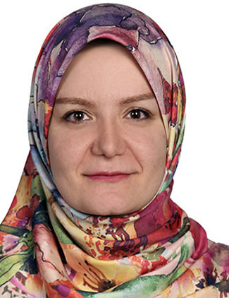 هانيه اكبري مهر